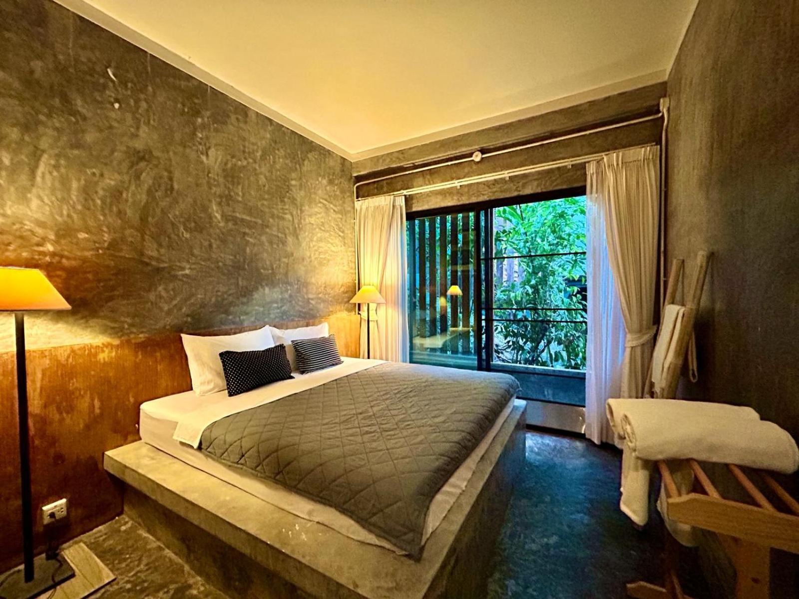 Phuchada Residence Nai Yang Beach Extérieur photo