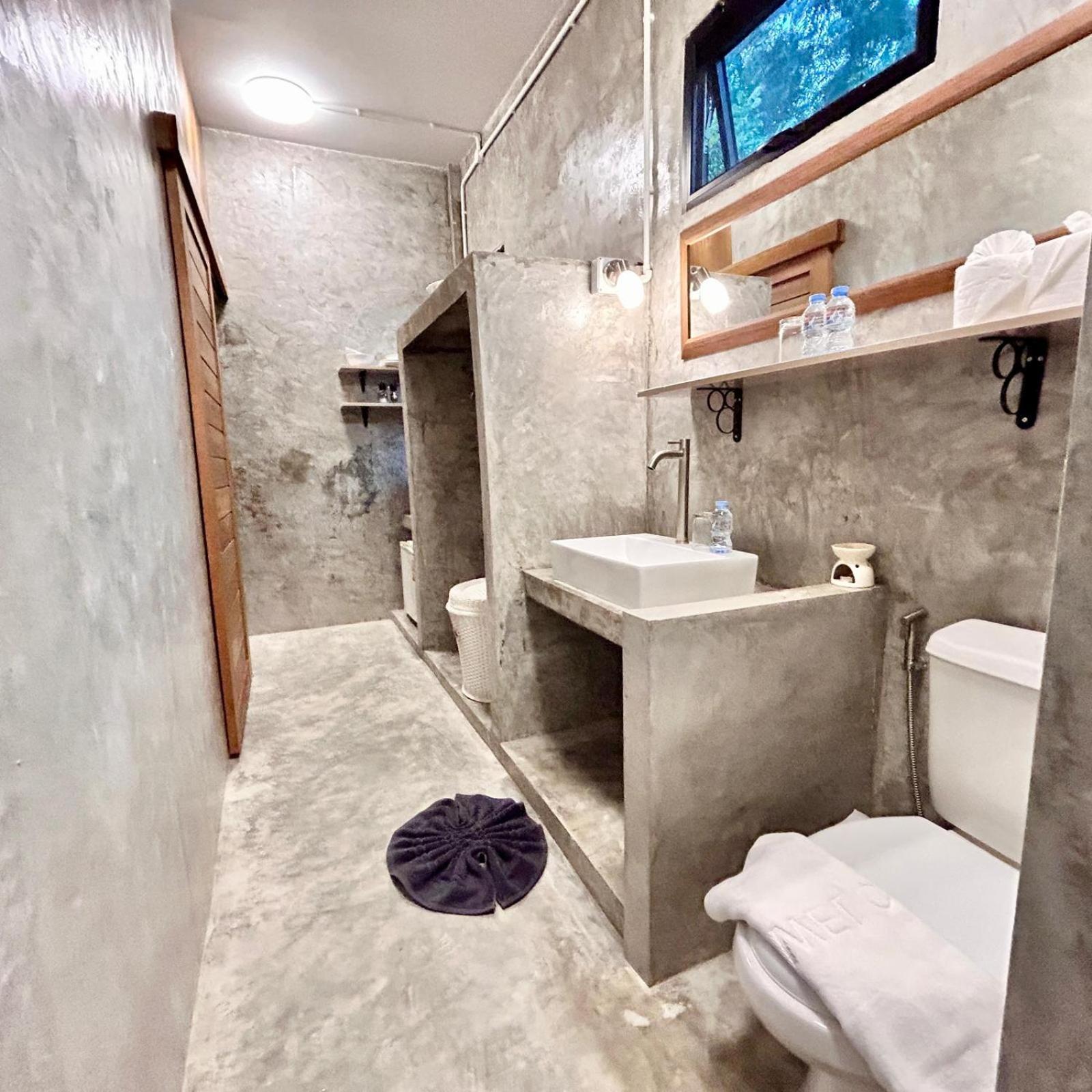 Phuchada Residence Nai Yang Beach Extérieur photo